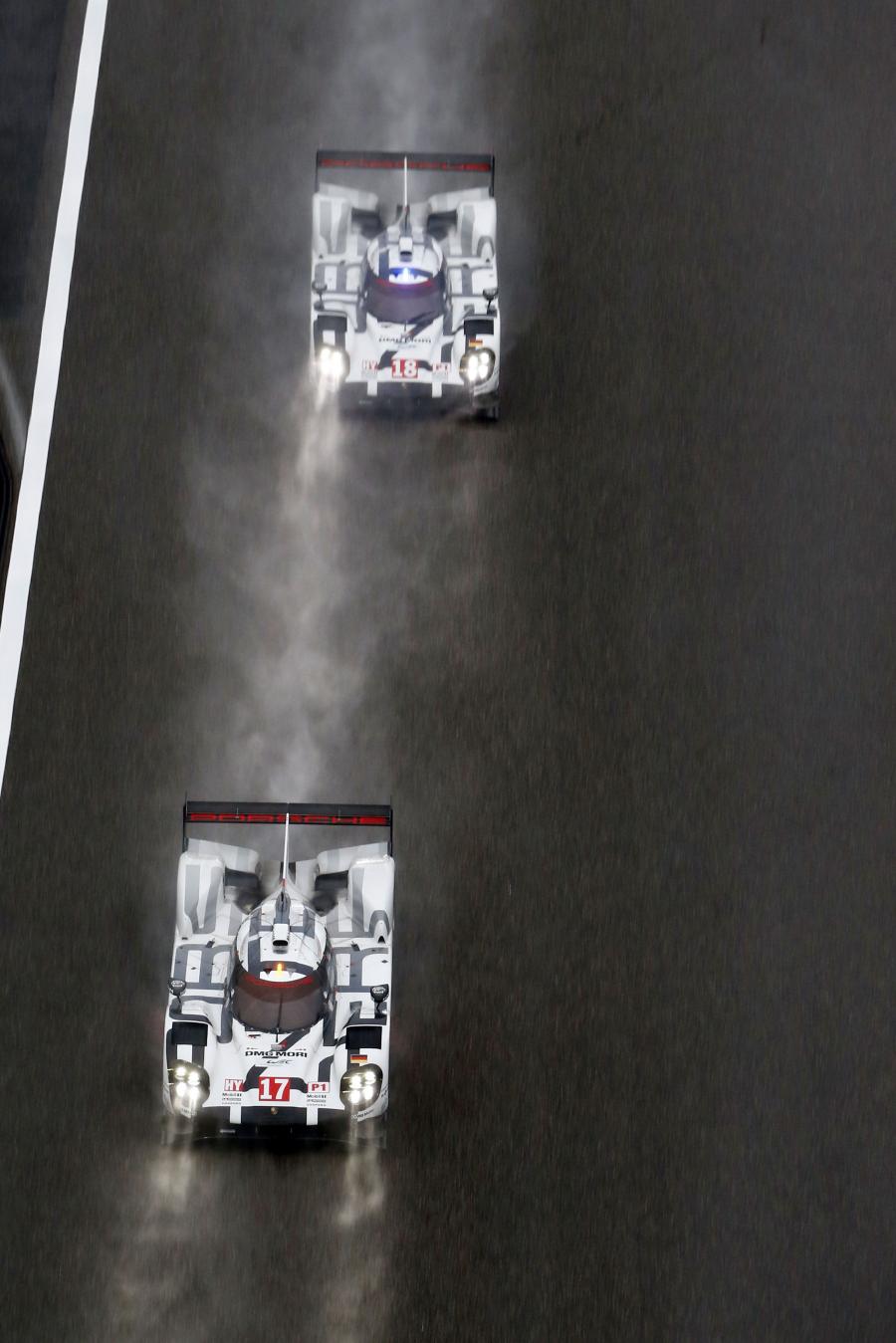  Porsche 919 Hybrid 2015 года  (фото 379 из 481)